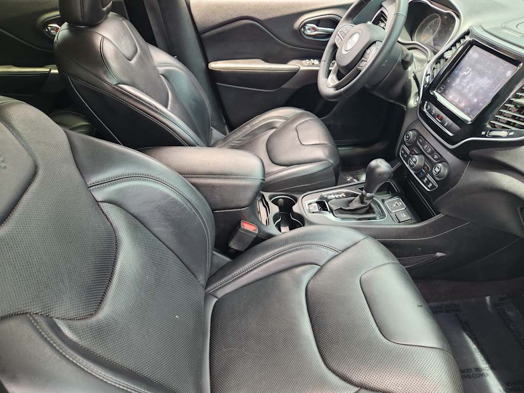 Thumbnail: 2019 Jeep Cherokee - 10