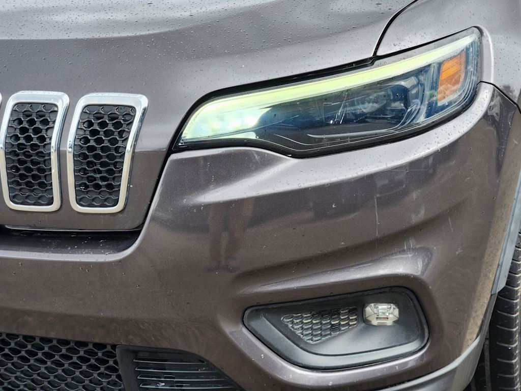Thumbnail: 2019 Jeep Cherokee - 21