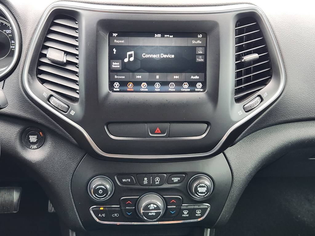 Thumbnail: 2019 Jeep Cherokee - 13