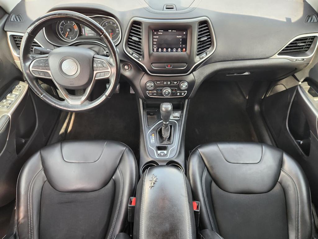Thumbnail: 2019 Jeep Cherokee - 7