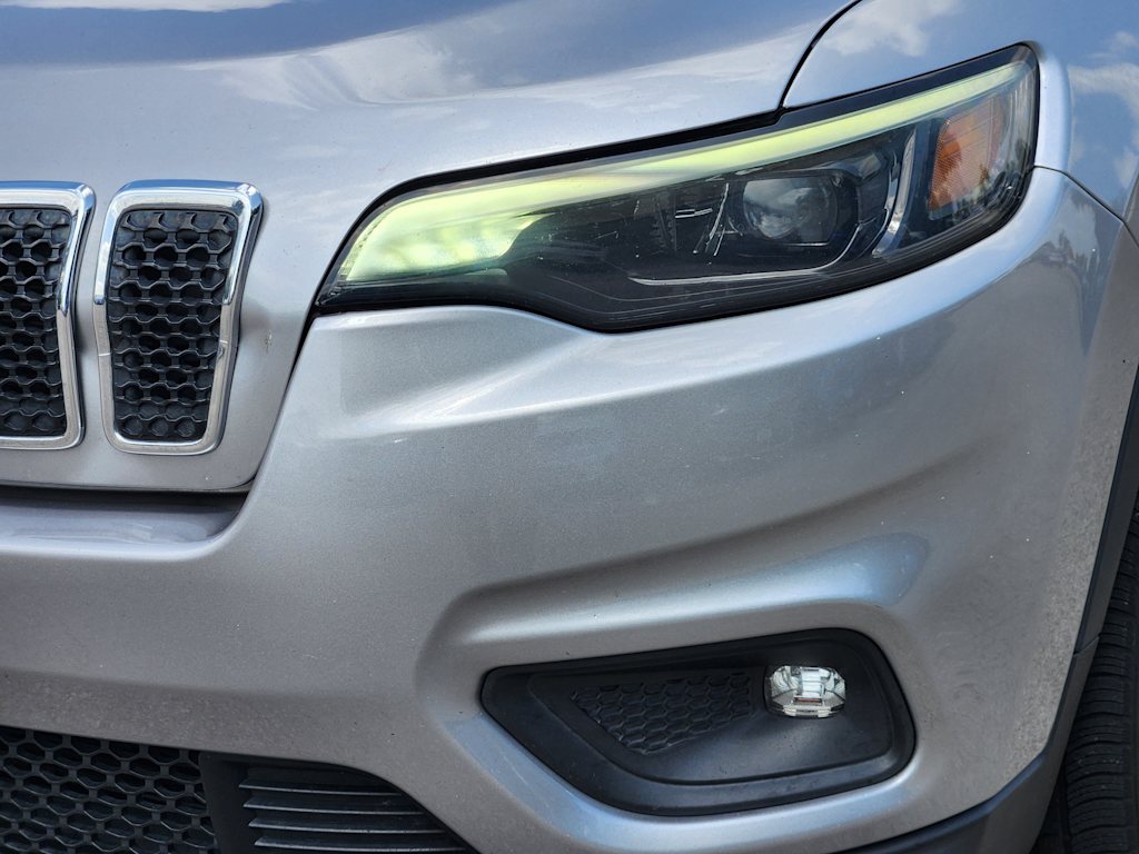 Thumbnail: 2019 Jeep Cherokee - 20
