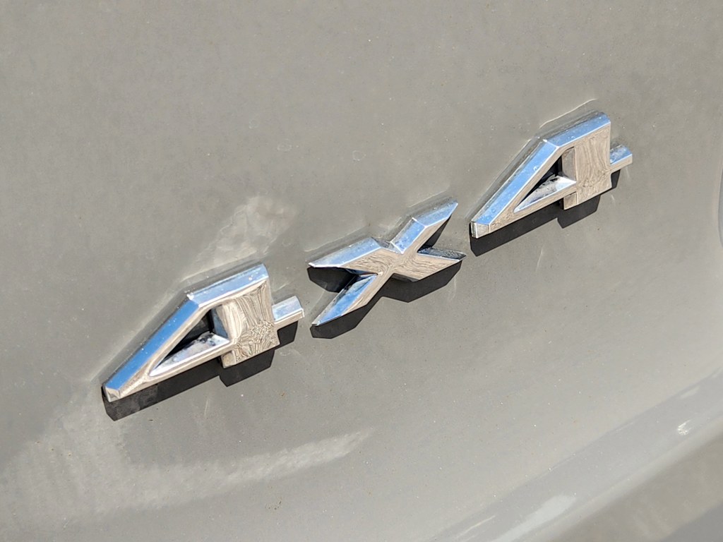 Thumbnail: 2019 Jeep Cherokee - 23