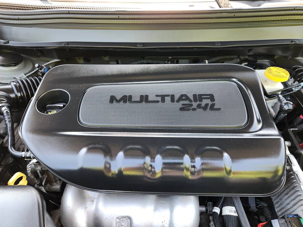 Thumbnail: 2019 Jeep Cherokee - 7