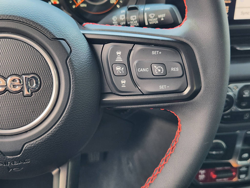 Thumbnail: 2024 Jeep Wrangler - 34