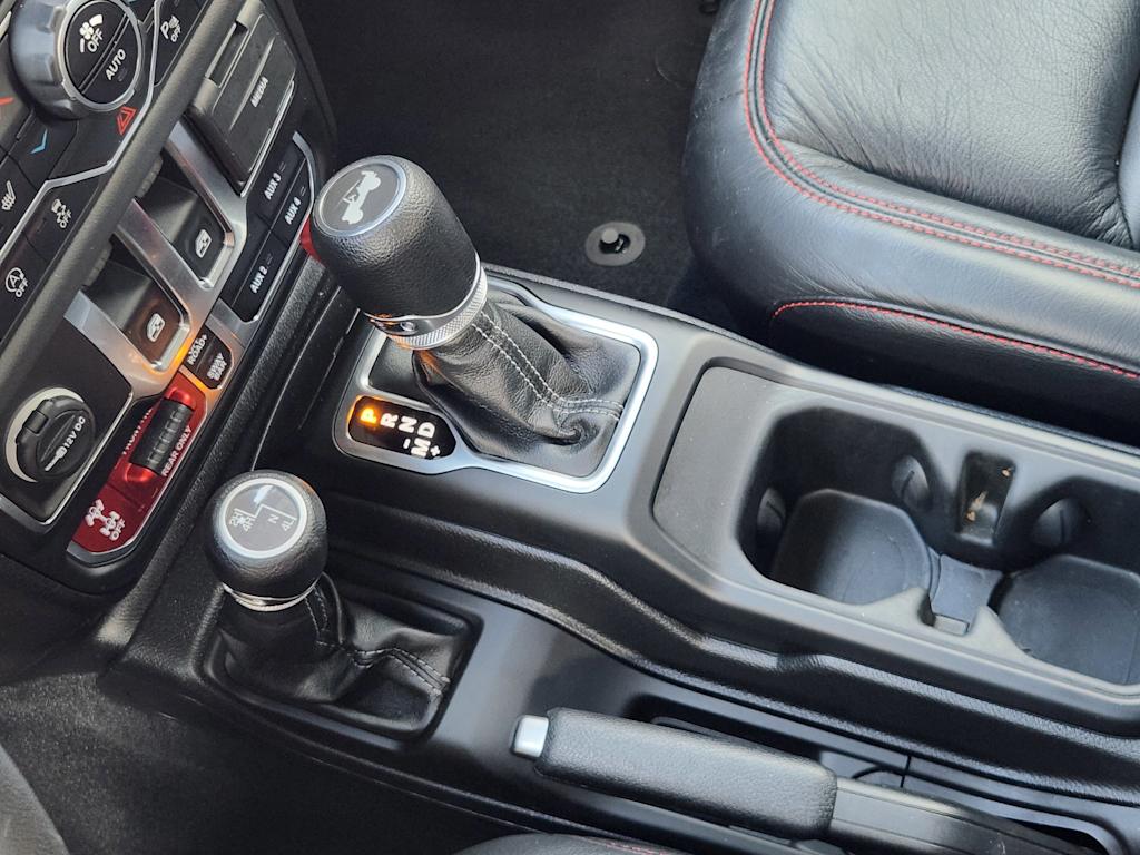 Thumbnail: 2024 Jeep Wrangler - 27