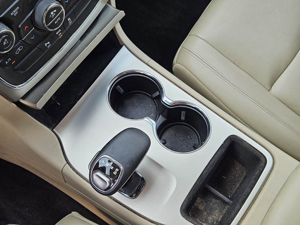 Thumbnail: 2014 Jeep Grand Cherokee - 14