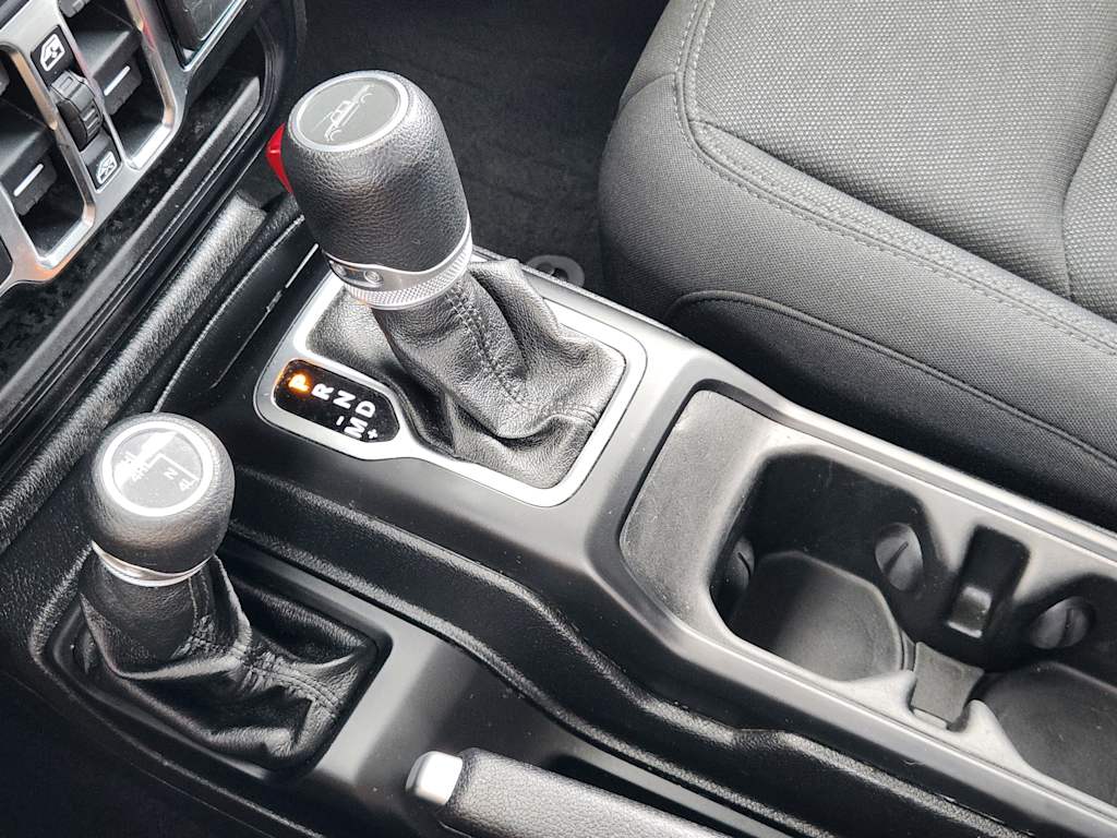 Thumbnail: 2020 Jeep Gladiator - 13