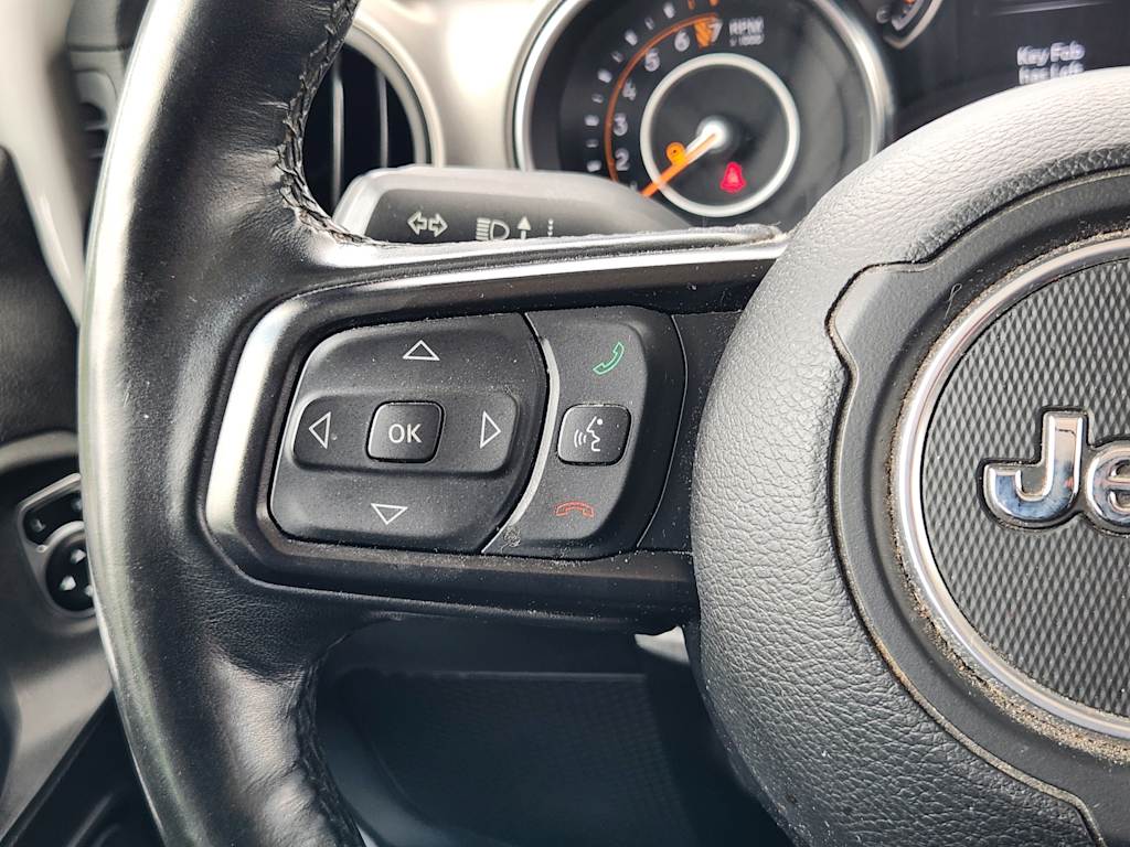 Thumbnail: 2020 Jeep Gladiator - 31