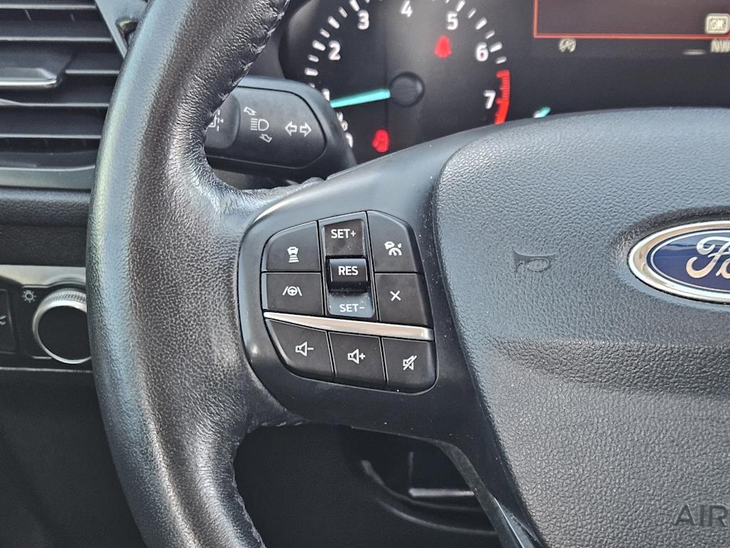 Thumbnail: 2021 Ford Escape - 31