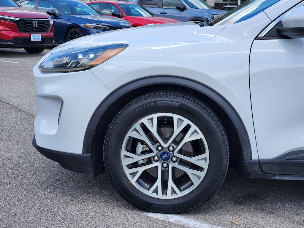 Thumbnail: 2020 Ford Escape - 6