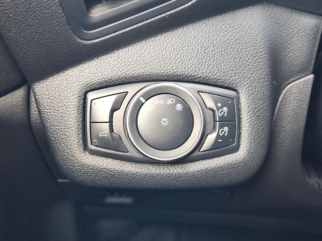 Thumbnail: 2019 Ford Escape - 27