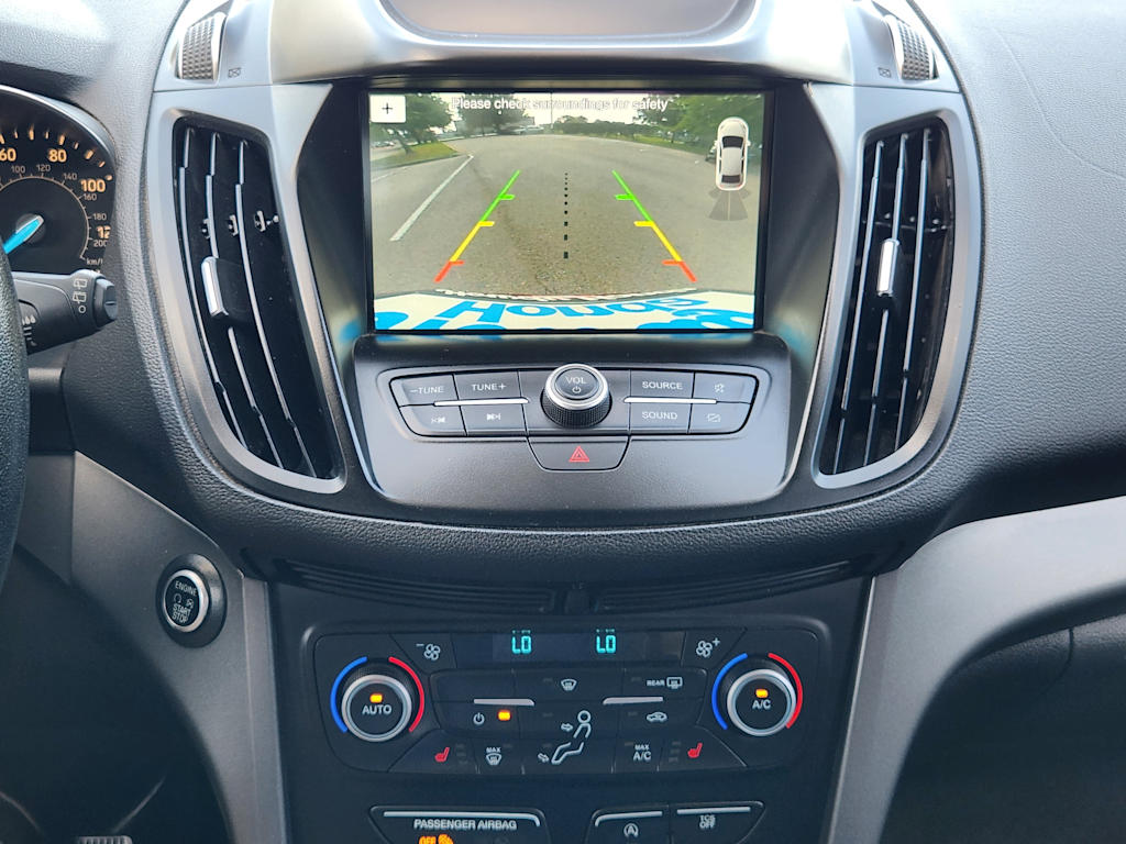 Thumbnail: 2019 Ford Escape - 24
