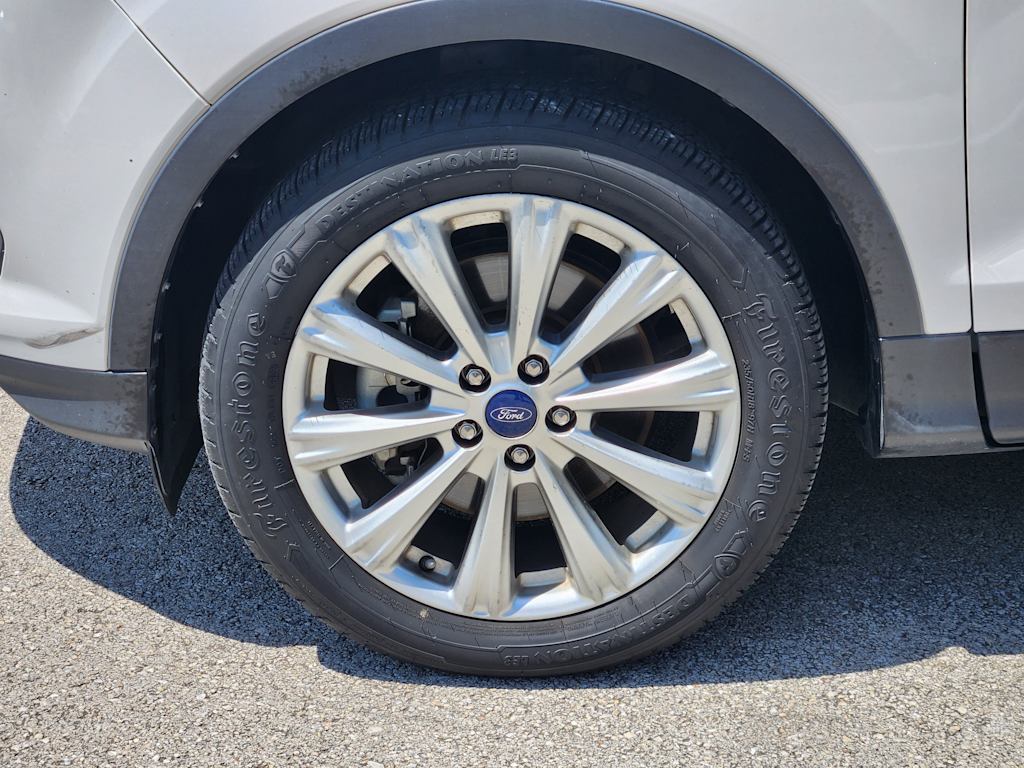 Thumbnail: 2017 Ford Escape - 22