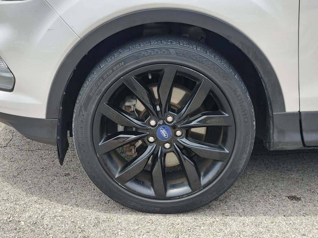Thumbnail: 2017 Ford Escape - 22