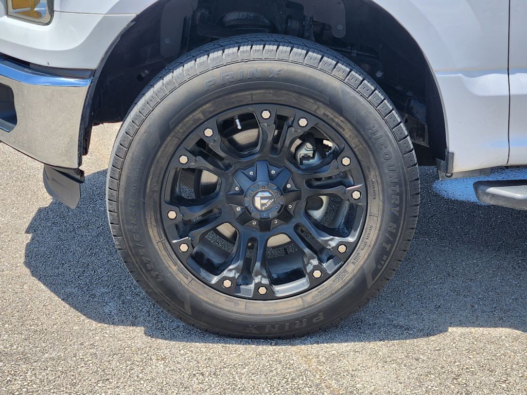 Thumbnail: 2016 Ford F-150 - 21