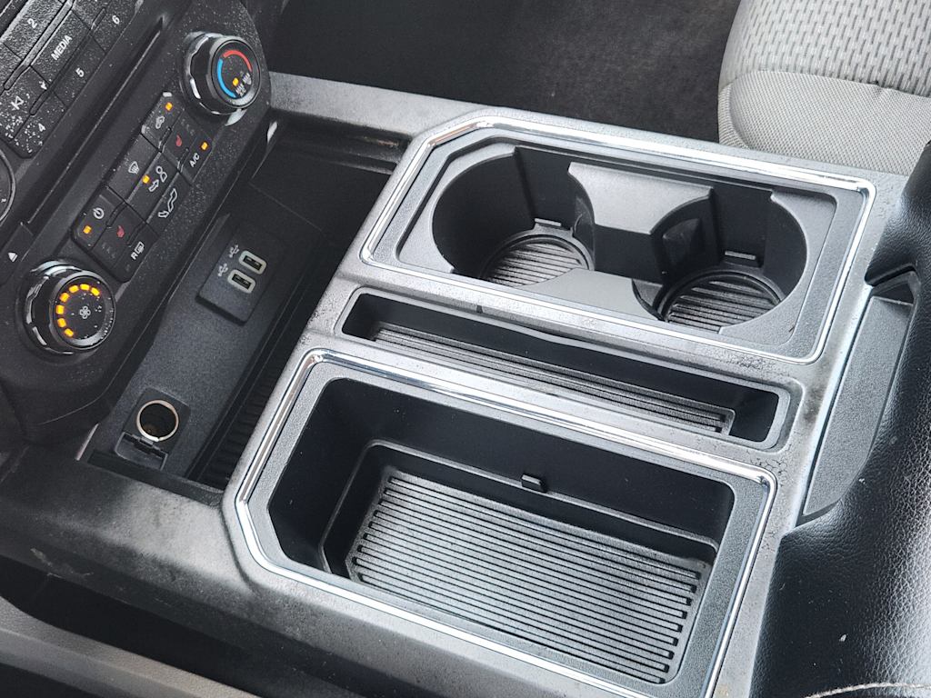 Thumbnail: 2016 Ford F-150 - 13