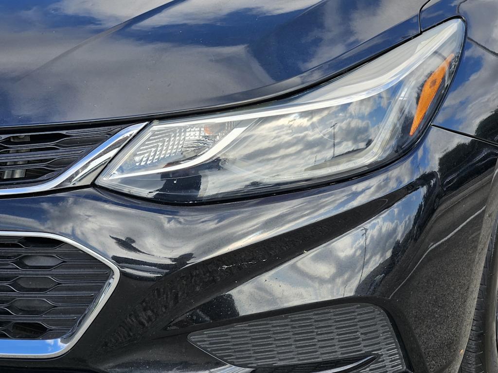 Thumbnail: 2018 Chevrolet Cruze - 20