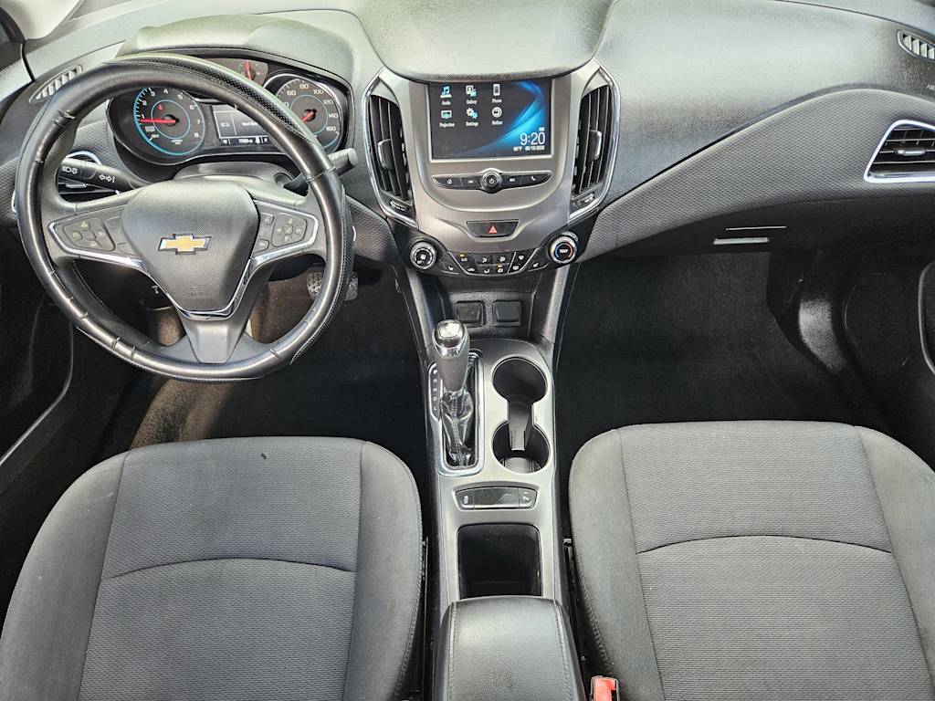 Thumbnail: 2018 Chevrolet Cruze - 8