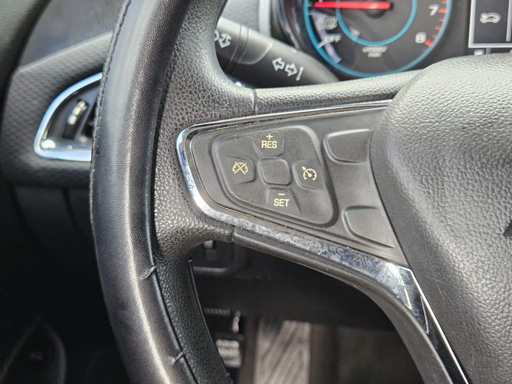 Thumbnail: 2018 Chevrolet Cruze - 30