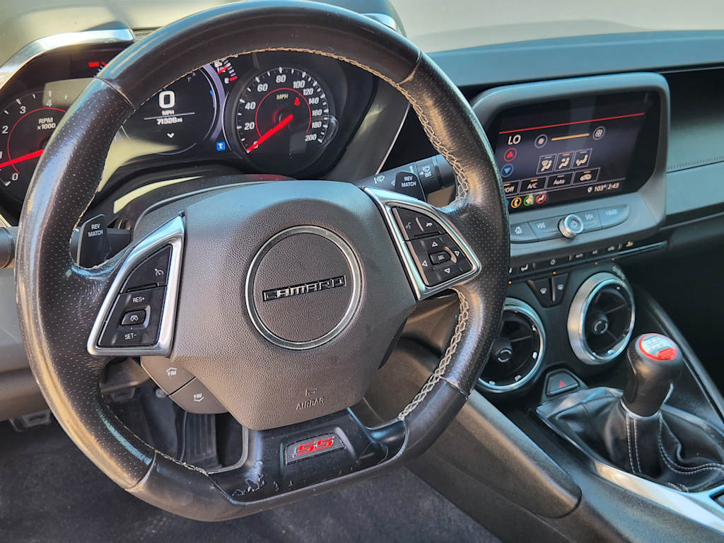 Thumbnail: 2019 Chevrolet Camaro - 12