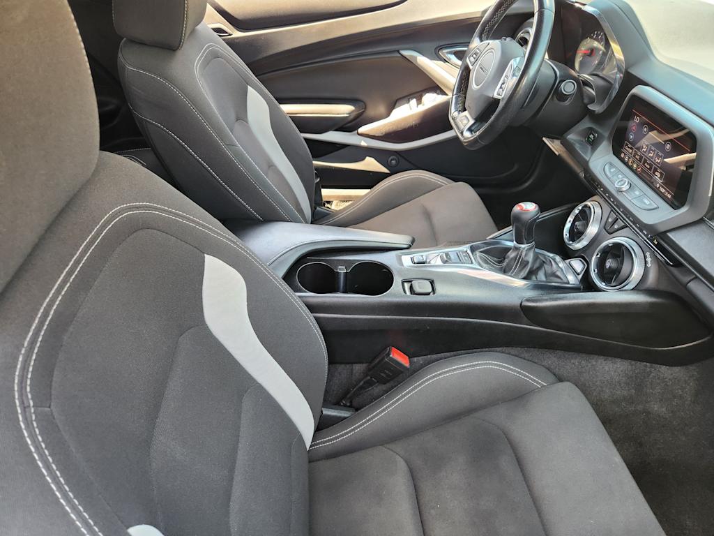Thumbnail: 2019 Chevrolet Camaro - 10