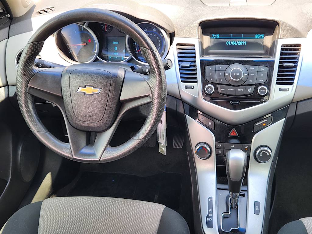 Thumbnail: 2011 Chevrolet Cruze - 12