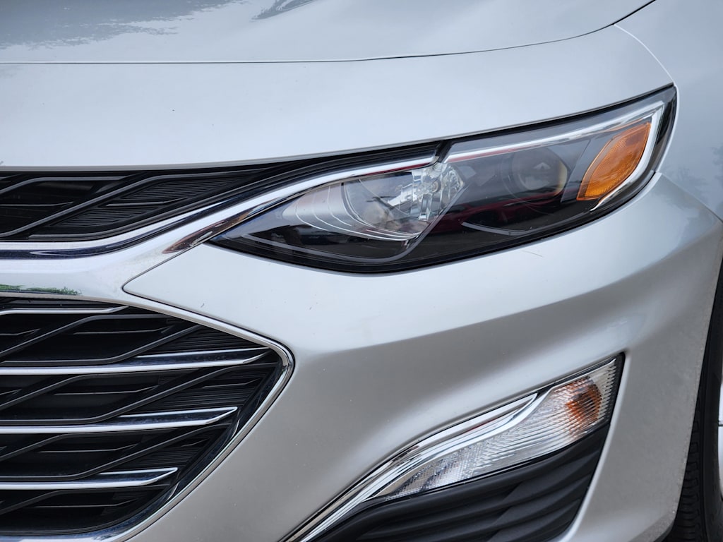 Thumbnail: 2021 Chevrolet Malibu - 22