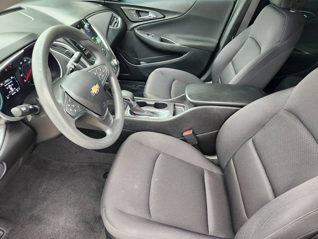 Thumbnail: 2021 Chevrolet Malibu - 10