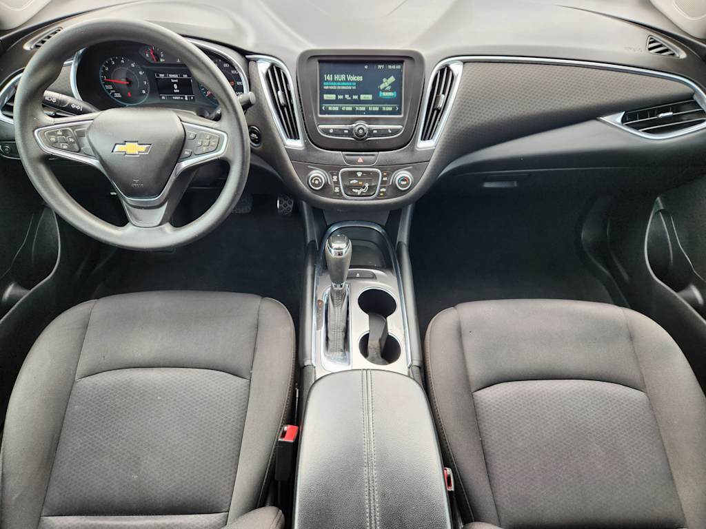 Thumbnail: 2018 Chevrolet Malibu - 8