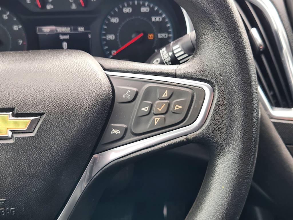 Thumbnail: 2018 Chevrolet Malibu - 33