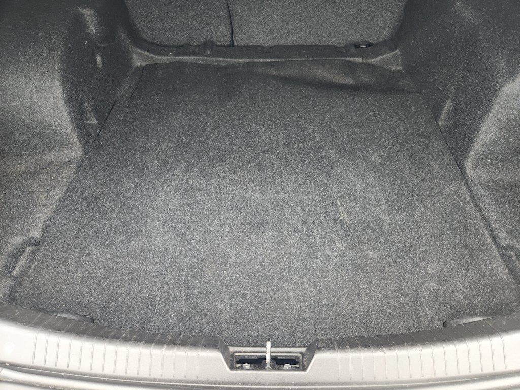 Thumbnail: 2018 Chevrolet Malibu - 16