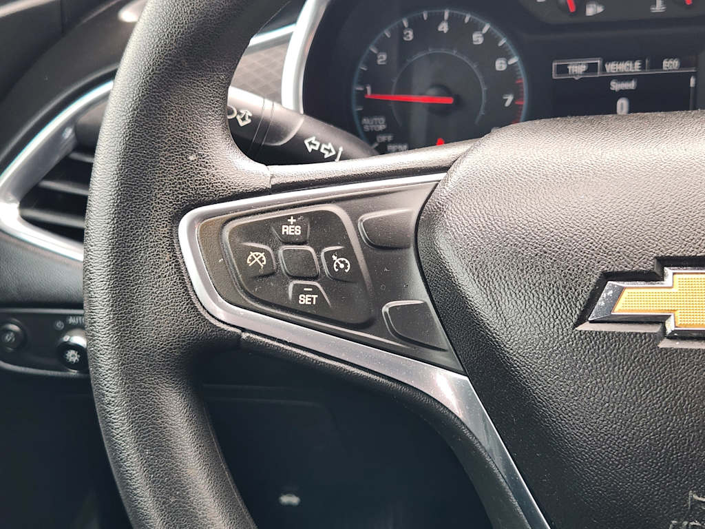 Thumbnail: 2018 Chevrolet Malibu - 32