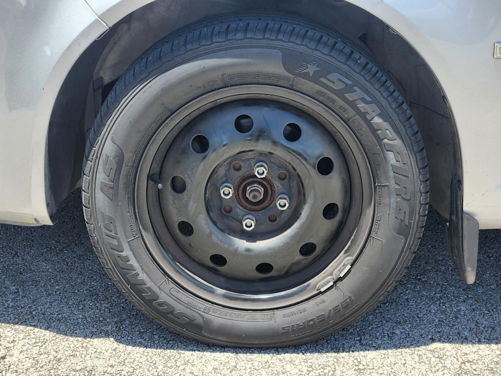 Thumbnail: 2007 Pontiac G5 - 21