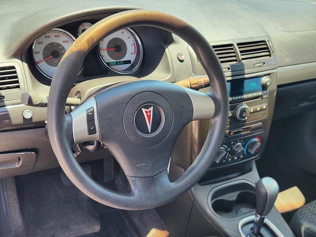 Thumbnail: 2007 Pontiac G5 - 11