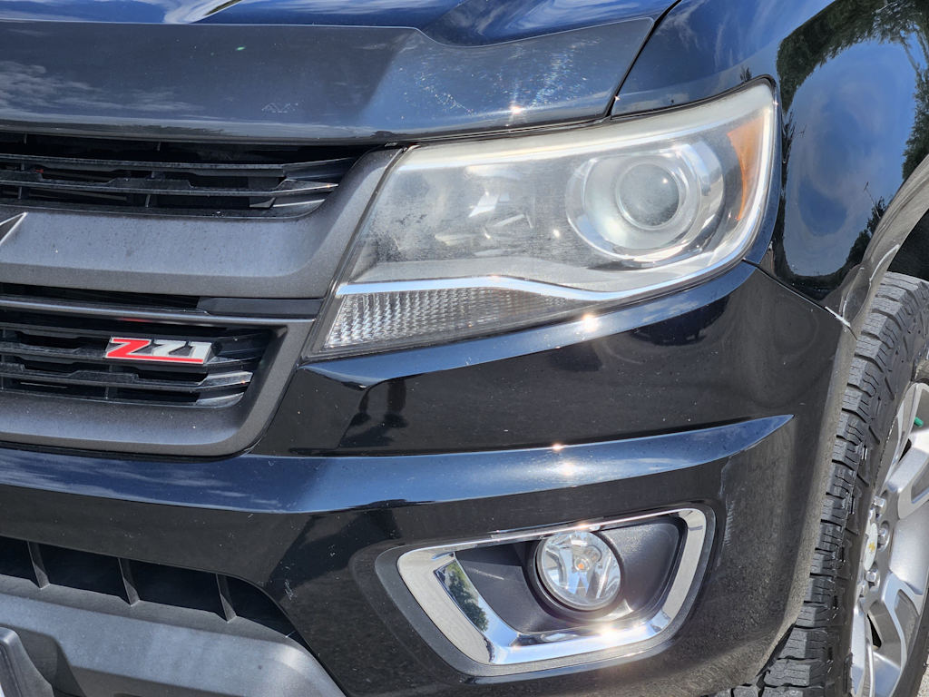 Thumbnail: 2019 Chevrolet Colorado - 21