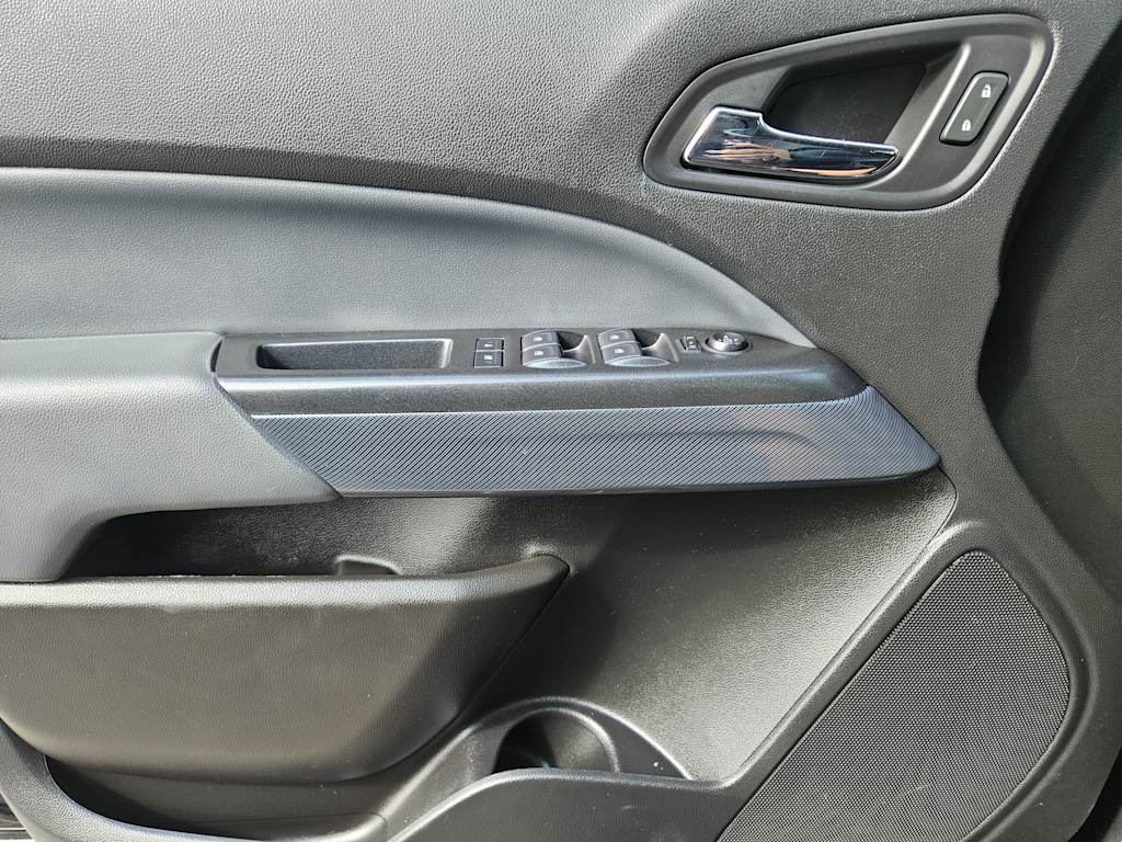 Thumbnail: 2019 Chevrolet Colorado - 29