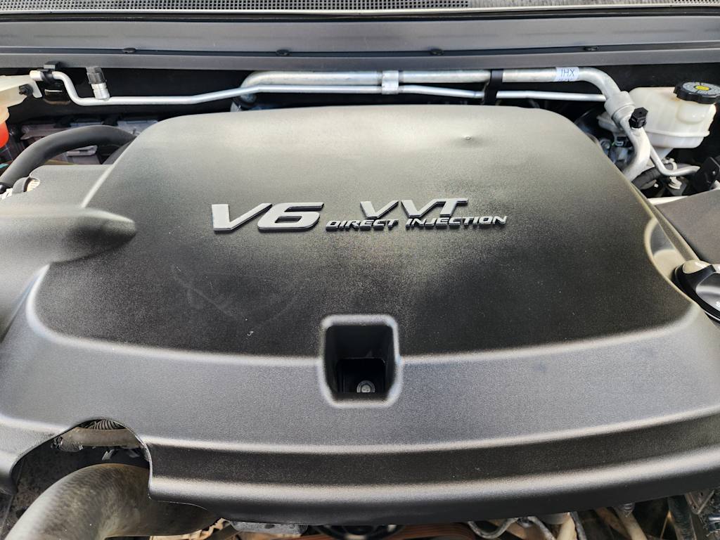 Thumbnail: 2018 Chevrolet Colorado - 8