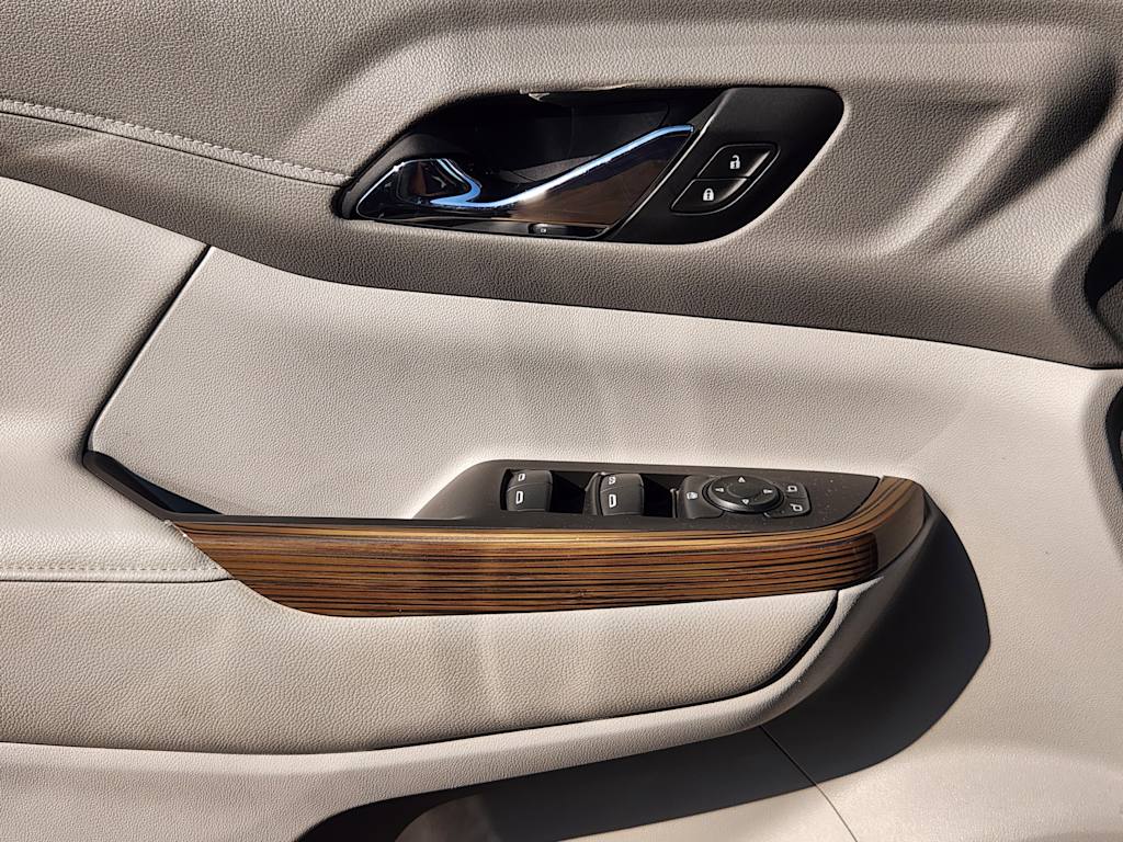 Thumbnail: 2019 GMC Acadia - 28