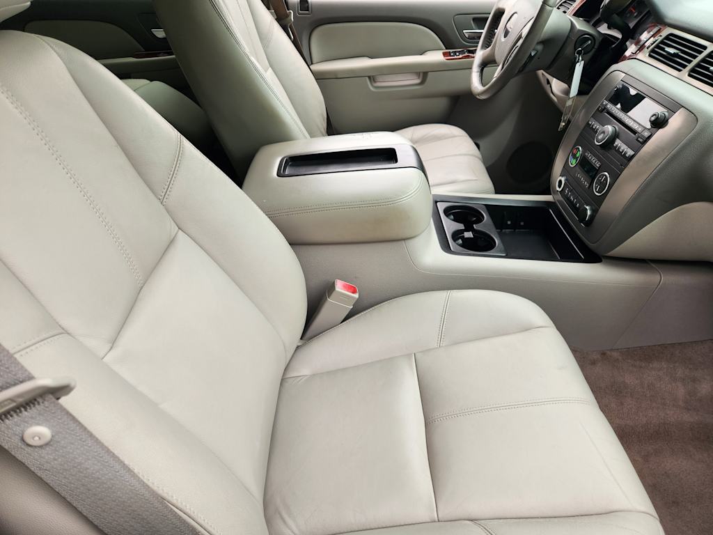 Thumbnail: 2011 GMC Yukon - 10
