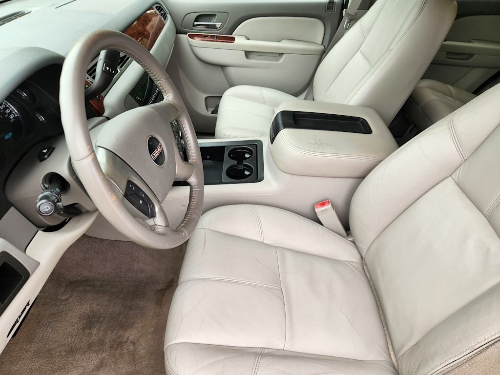 Thumbnail: 2011 GMC Yukon - 9