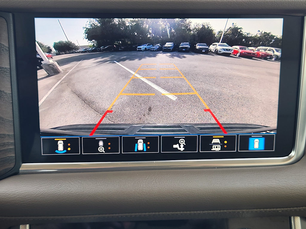 Thumbnail: 2021 GMC Yukon - 24