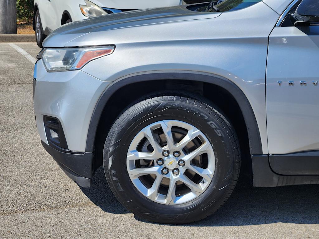 Thumbnail: 2018 Chevrolet Traverse - 6