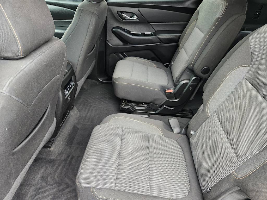 Thumbnail: 2019 Chevrolet Traverse - 11