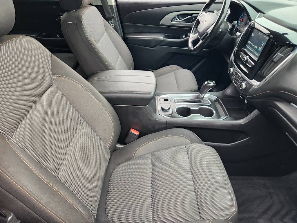 Thumbnail: 2019 Chevrolet Traverse - 10