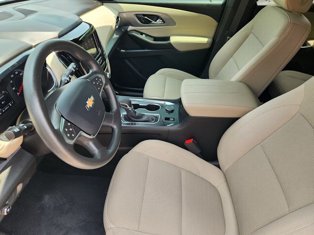 Thumbnail: 2024 Chevrolet Traverse - 9