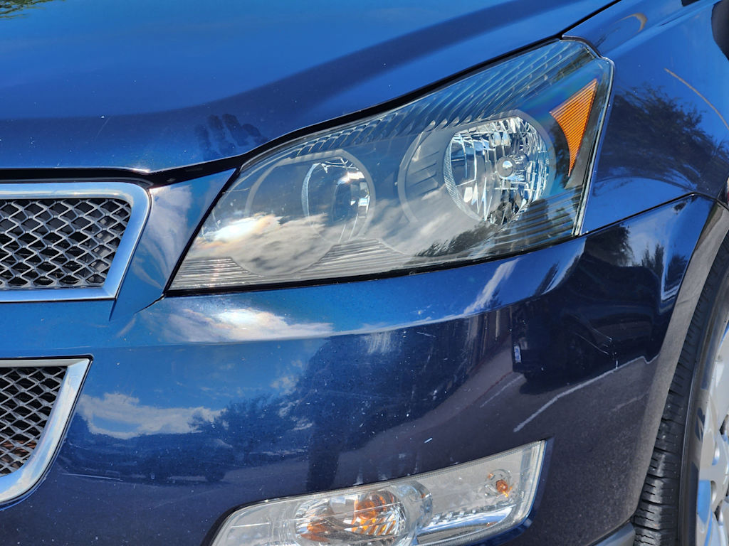 Thumbnail: 2012 Chevrolet Traverse - 21