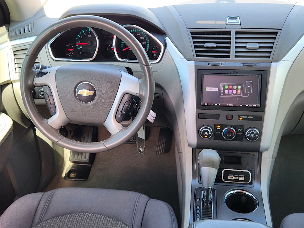 Thumbnail: 2012 Chevrolet Traverse - 12