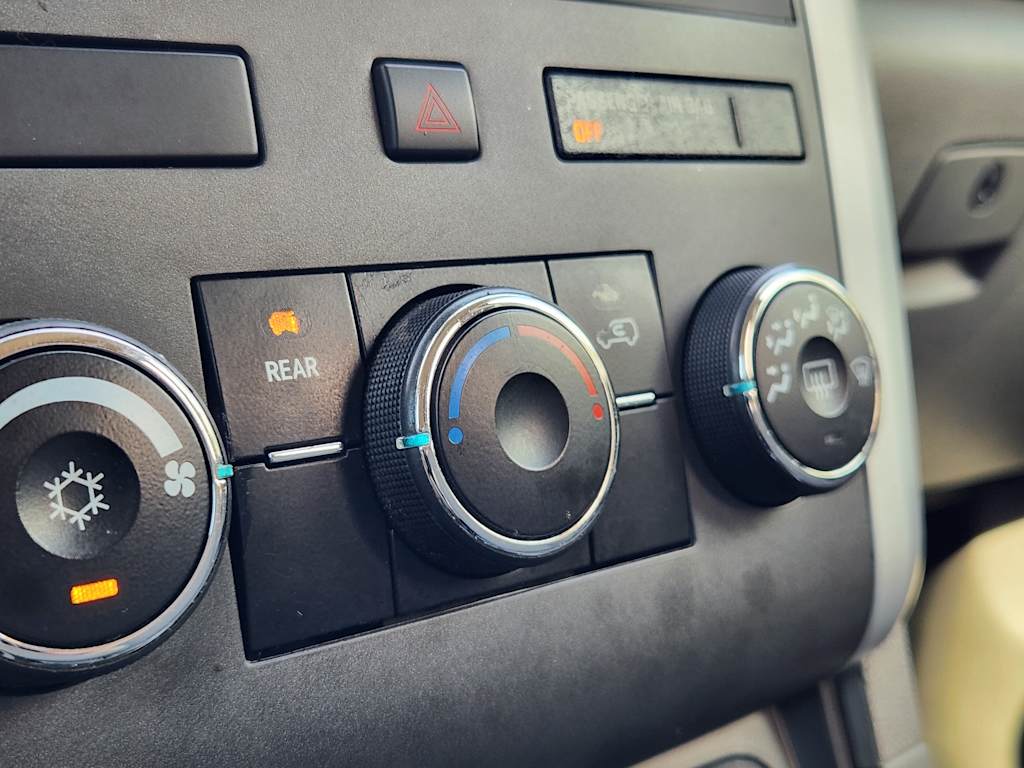 Thumbnail: 2012 Chevrolet Traverse - 25