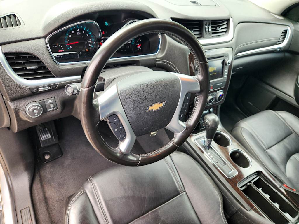 Thumbnail: 2017 Chevrolet Traverse - 2