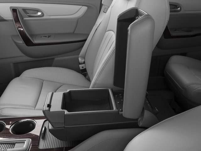 Thumbnail: 2017 Chevrolet Traverse - 10